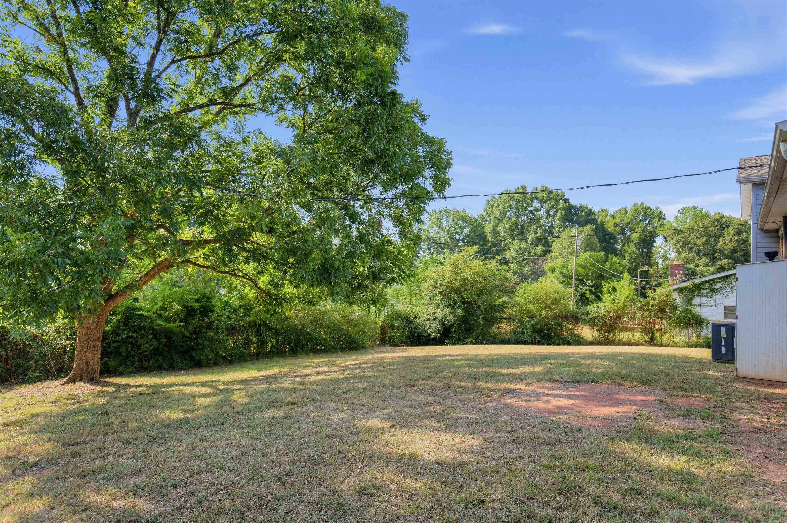 Photo 4 of Single family home for sale at 2302 Old Williamston Rd, Anderson, SC 29621 | MLS# SPN341901 | Listing updated on 2026-09-21